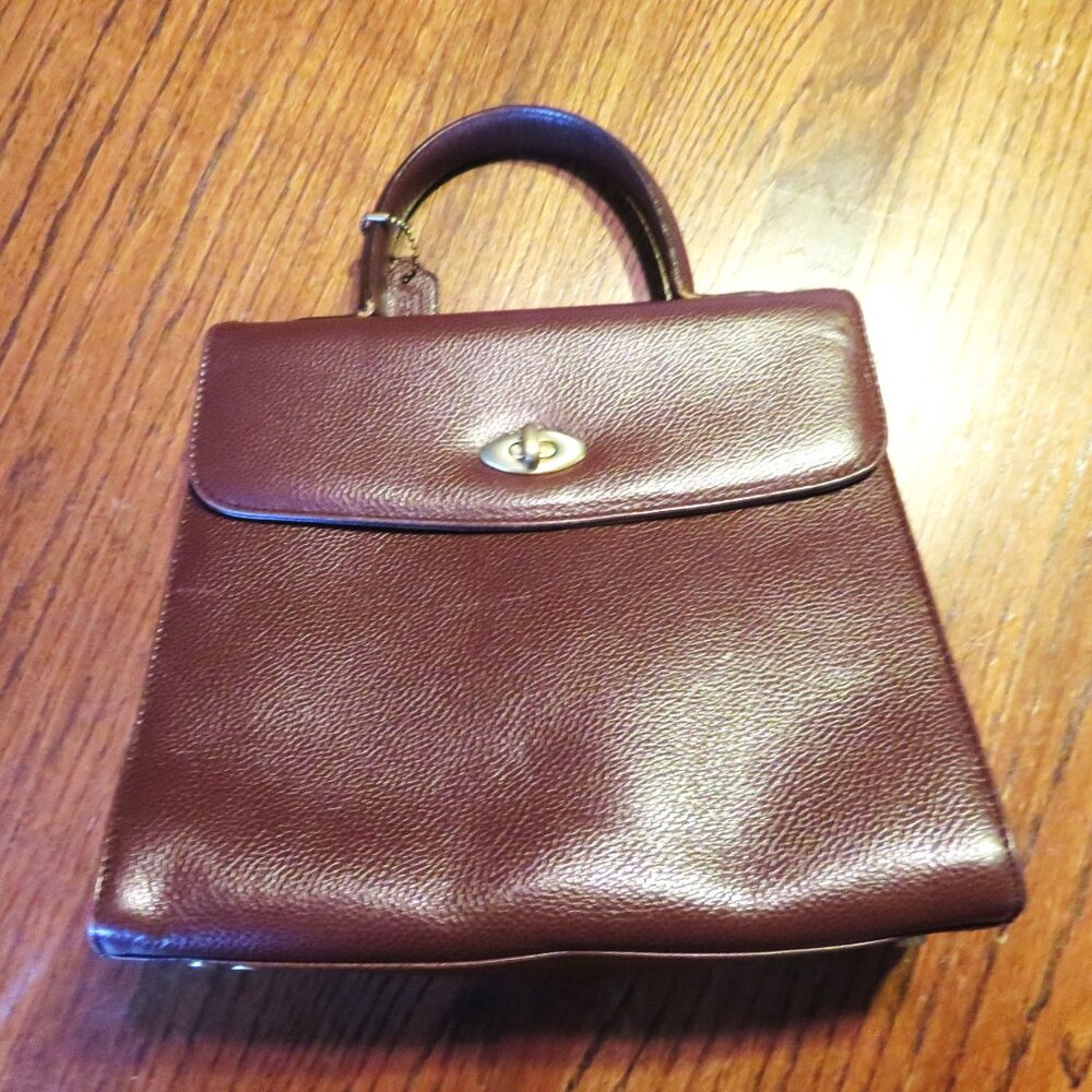 💅🏼 RARE ITALY Coach 4417 Madison Biltmore VTG EUC Top Handle Mahogany ☀️😻 - Picture 2 of 16